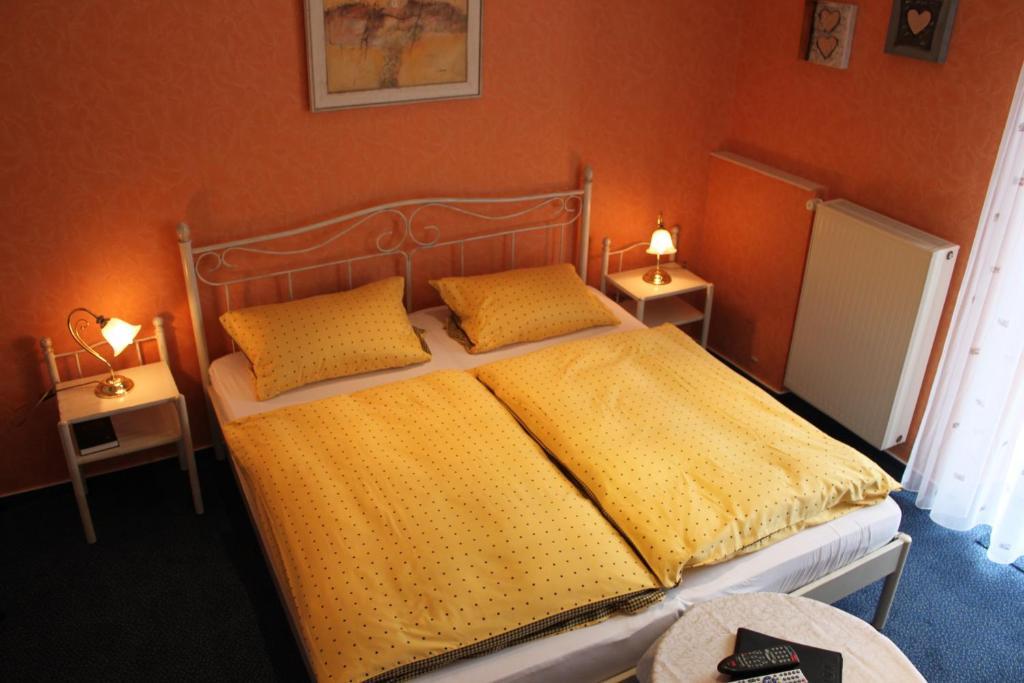 Moselromantik-Hotel Zum Loewen Ediger-Eller Phòng bức ảnh
